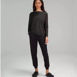 Lululemon Special Edition Back in Action long sleeve shirt size 8